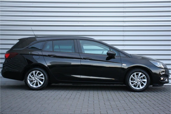 Opel Astra SPORTS TOURER 1.2 TURBO 110PK EDITION+ / NAVI / CLIMA / LED / AGR / PDC / 16" LMV / CAMERA / BLUETOOTH / CRUISECONTROL / 1E EIGE