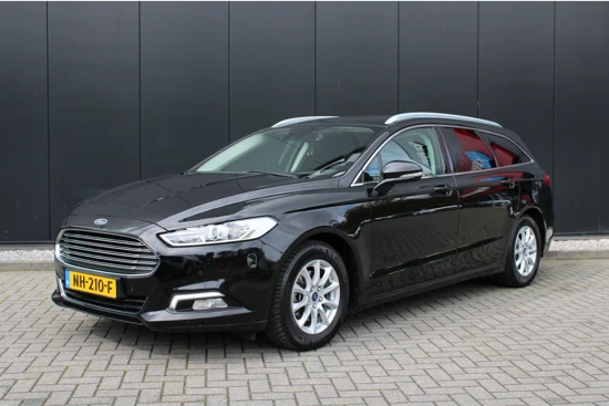 Ford Mondeo Mondeo Wagon 1.5 160pk Titanium | 100% dealer o.h. | Camera | DAB | 4-Seizoenen banden | Climate control | Keyless | Privacy-gla