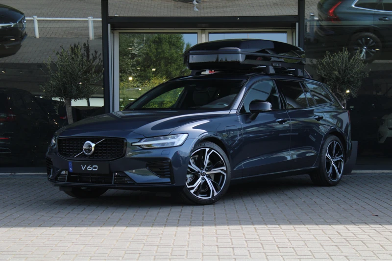 Volvo V60 T6 Recharge Long Range Ultimate Dark | Adaptive Cruise | Panoramadak | HUD | 360° Camera | Gelamineerd/Getint Glas | 19 Inch