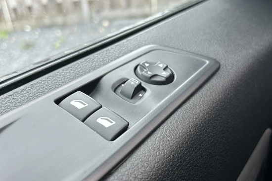 Opel Vivaro 2.0 CDTI L3H1 DC Innovation | Navigatie | TREKHAAK | Apple Carplay/Android auto | Head-up display | Adaptieve cruise control | P