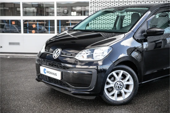 Volkswagen up! 1.0 BMT move up! | Airconditioning | LMV | All season banden |