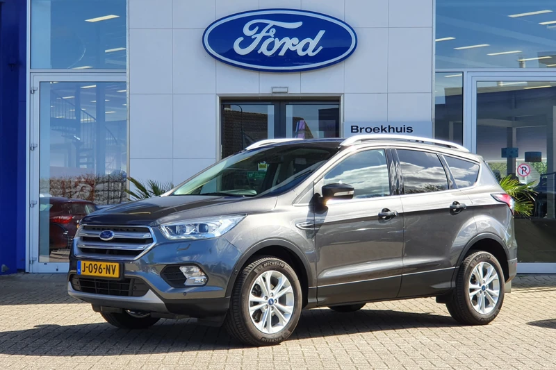 Ford Kuga 1.5 150PK Titanium | Trekhaak | Navi | Clima | Winterpack | Parkeersensoren + camera |