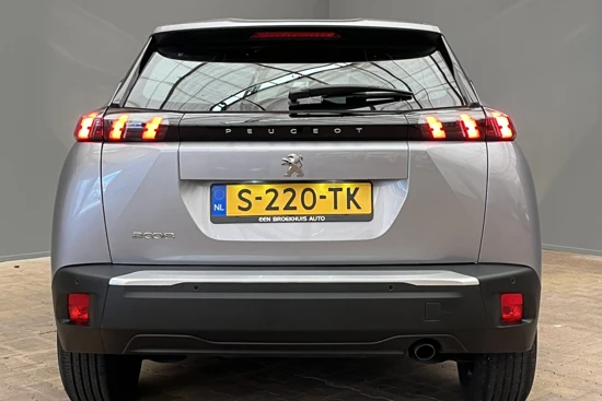 Peugeot 2008 Active 1.2 100PK Airconditioning | Cruise control | Parkeersensoren | LED | Active city brake | etc