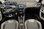 Peugeot 2008 1.2 110PK Allure Automaat | Parkeersensoren | 16" Lichtmetaal | Clima | Cruise | Bluetooth | Apple/Android Carplay | LED Achterl