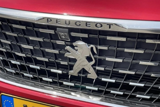 Peugeot 3008 1.6 HYbrid4 300 GT