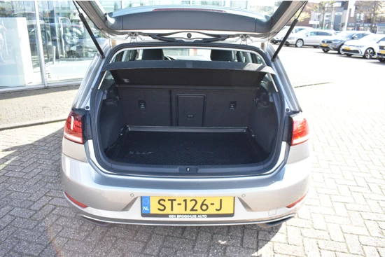 Volkswagen Golf 1.5 TSI 130PK Comfortline | NAVIGATIE | CLIMATE + CRUISE CONTROL