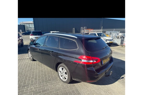 Peugeot 308 1.2 PureTech Blue Lease Executive