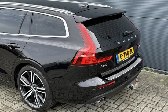 Volvo V60 2.0 T6 Twin Engine AWD Momentum Pro