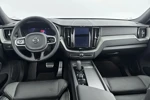 Volvo XC60 B5 GEARTRONIC R-DESIGN | 22INCH | GETINT GLAS | HK AUDIO | PANORAMADAK | MEMORY |