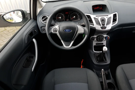 Ford Fiesta 1.25 Trend | Unieke Kilometerstand! | Airco | Radio/CD Speler |