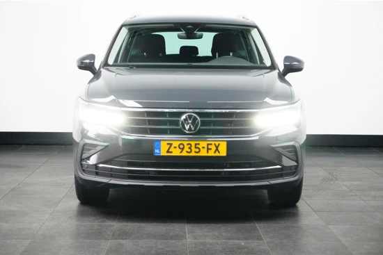 Volkswagen Tiguan 1.5 TSI 150PK DSG-7 Life + | TREKHAAK | CAMERA | ALCANTARA | NAVI BY APP