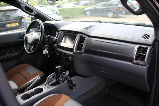 Ford Ranger Wildtrak AUTOMAAT | DEALER OH! | LEDER/STOF | ELEKT. STOELEN | NAVI | CAMERA | CLIMA | STOELVERWARMING | CRUISE | PARK SENS | TR