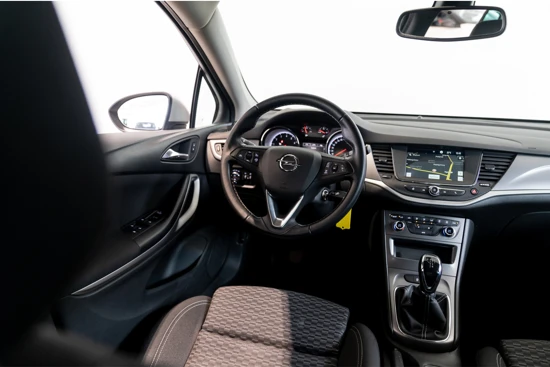 Opel Astra Sports Tourer 1.0 Turbo 120 Jaar Edition Plus | Climate Controle | AGR Stoelen | Navigatie | Parkeersensoren | Dealer Onderhoude
