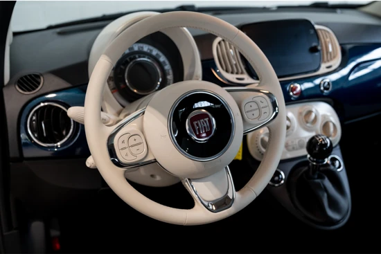 Fiat 500 1.0 Hybrid Dolcevita | Apple Carplay & Android Auto | Panoramadak | Cruise Controle | Airco | Lichtmetalen velgen |