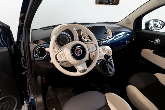 Fiat 500 1.0 Hybrid Dolcevita | Apple Carplay & Android Auto | Panoramadak | Cruise Controle | Airco | Lichtmetalen velgen |