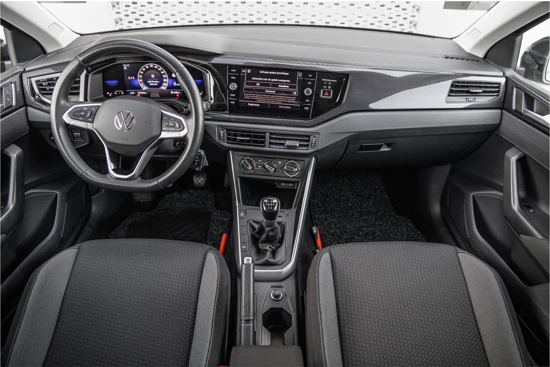 Volkswagen Polo Life 1.0TSI 95pk | Navigatie | 16" | PDC V+A |