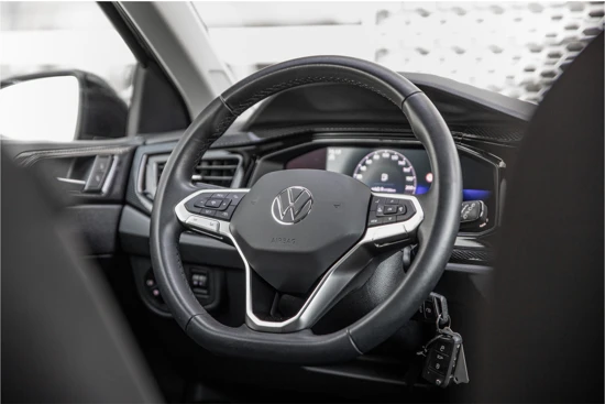 Volkswagen Polo Life 1.0TSI 95pk | Navigatie | 16" | PDC V+A |