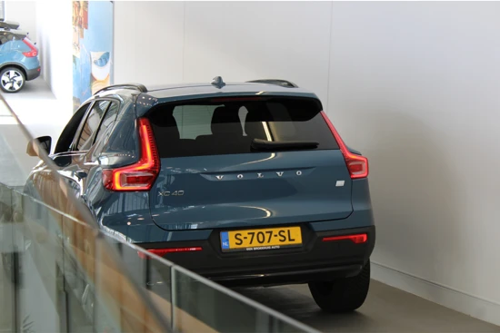 Volvo XC40 T4 211PK PHEV Plus Dark | Memory | Trekhaak | HK Audio | Pilot Assist | Elektr Stoelen | Camera