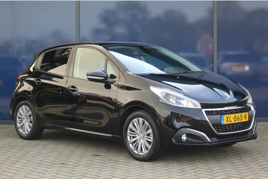 Peugeot 208 1.2 82PK Signature | Cruise | Carplay | Airco | Navi | PDC | Trekhaak