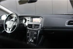 Volvo V40 T2 Edition+ Automaat | Adaptieve cruise | BLIS | Stoelverwarming | Privacy glass