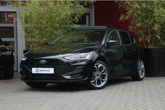 Ford Focus 1.0 EcoBoost Hybrid 155pk ST-Line X | Achteruitrijcamera | Schuifdak | Cruise Control | CarPlay/Android Auto | Stuur- en stoelve