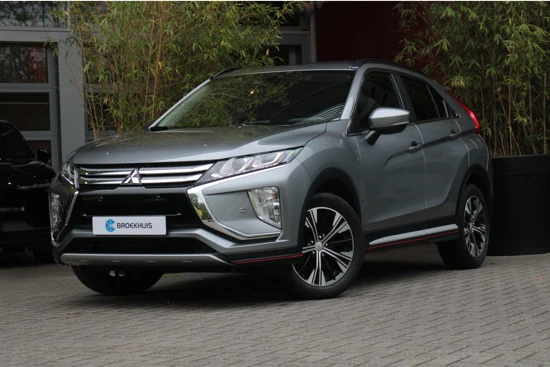 Mitsubishi Eclipse Cross 1.5 DI-T Intense S Leer | Trekhaak | Head-up display | Cruise Control | Stoelverwarming | Achteruitrijcamera | Carbon Stylingpac