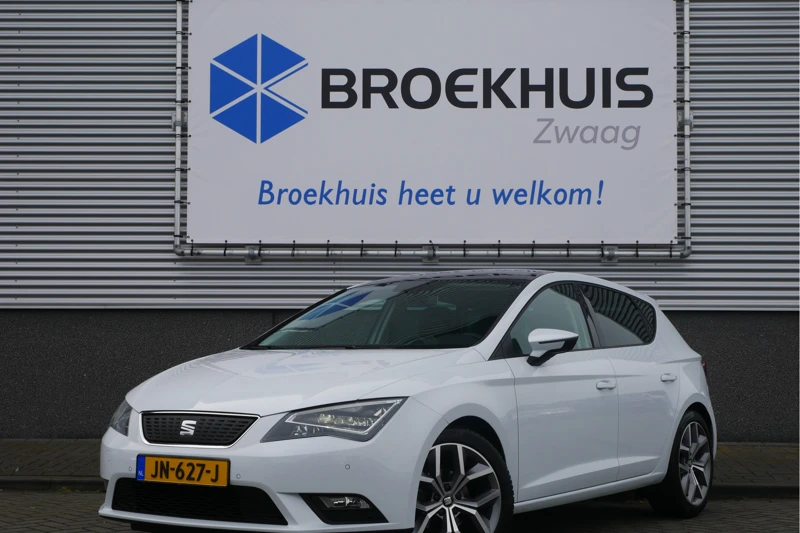 SEAT Leon Style Connected 1.0 85 kW / 115 pk TSI | Pan-Dak| Electrische stoelen | 18 Inch