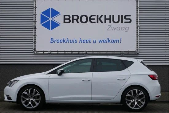 SEAT Leon Style Connected 1.0 85 kW / 115 pk TSI | Pan-Dak| Electrische stoelen | 18 Inch