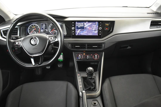 Volkswagen Polo 1.0 TSI 95PK Comfortline | Navigatiesysteem Full Map | Parkeersensoren V+A | App-Connect | Adaptieve cruise control | DAB | LED