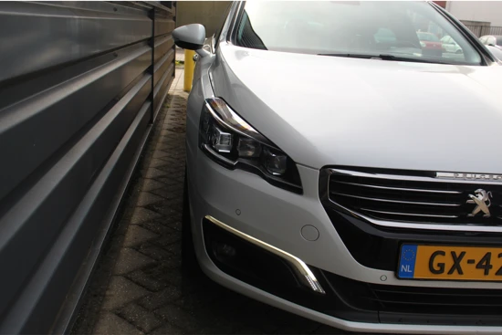 Peugeot 508 SW 1.6 165PK SW | Automaat | Navigatie | Trekhaak | PDC met blind spot detectie | Full Led |