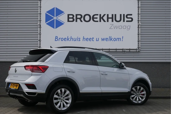 Volkswagen T-Roc Sport 1.5 110 kW / 150 pk TSI | Pan-Dak | active info| Stoelverwarming| Full LED