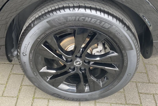 Opel Grandland 1.2 Turbo 130pk Automaat GS-Line | ECC-AIRCO | 18 INCH | AGR COMFORTZETELS | STOEL/STUUR EN VOORRUITVERWARMING | DAB+ | PARKEER