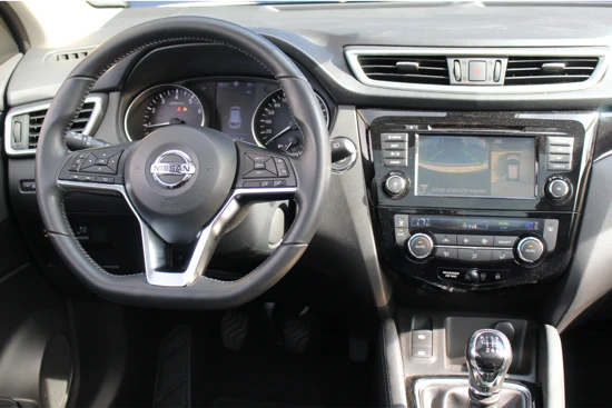 Nissan QASHQAI 1.3 DIG-T N-Connecta | Panoramadak | 360 Camera | Navi | Cruise | Keyless |