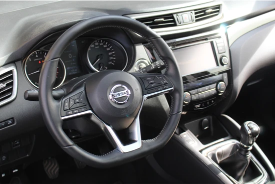 Nissan QASHQAI 1.3 DIG-T N-Connecta | Panoramadak | 360 Camera | Navi | Cruise | Keyless |