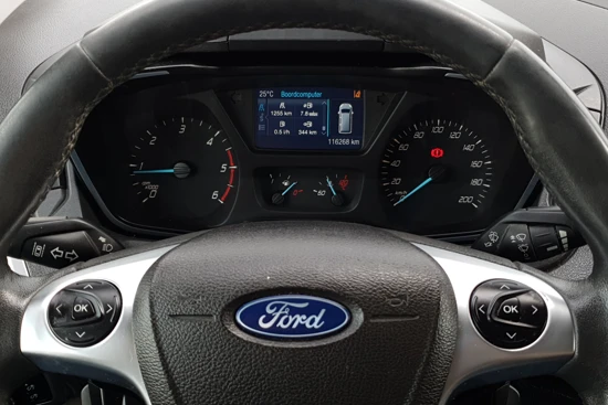Ford Transit Custom 330 2.2 TDCI L2H1 Trend Dubbele Cabine | Navigatie | Sidebars | Trekhaak | Parkeersensoren | Achteruitrijcamera |