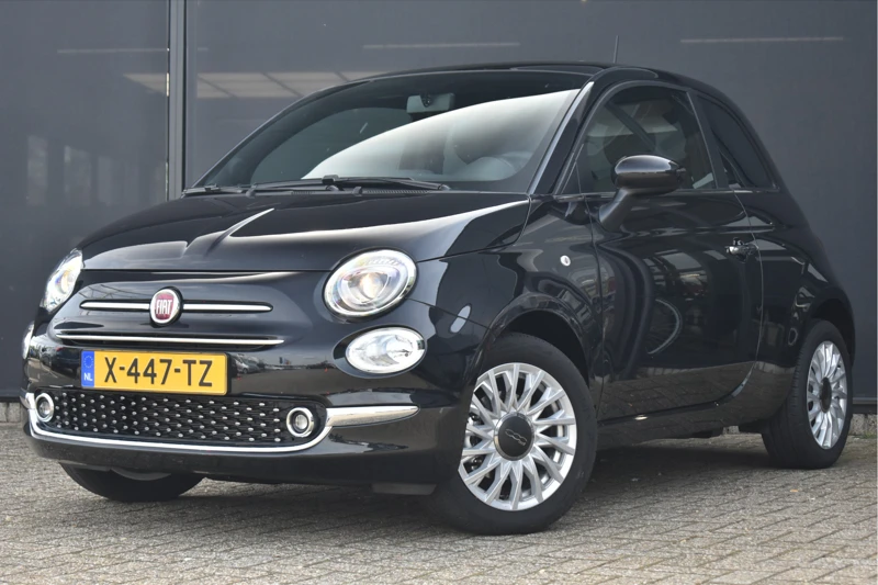 Fiat 500 1.0 Hybrid Dolcevita DEMO-DEAL! | Navigatie by App | Panoramadak | Climate Control | 15"LMV | Airco | !!