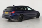 BMW 3 Serie Touring 320i Executive Edition | M-Sport | 1e Eigenaar! | Dealer Onderhouden | Sportstoelen | HUD | Camera | Stoelverwarming | C