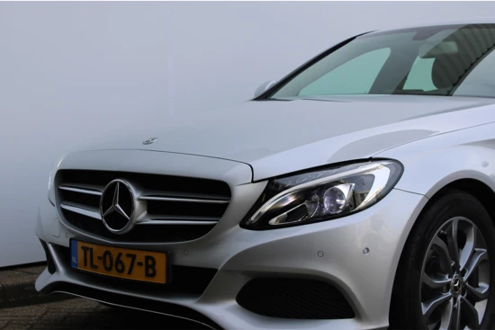 Mercedes-Benz C-Klasse 180 Business Solution 157PK Automaat | Navigatie | Led Koplampen | 17'' LMV | Cruise Control