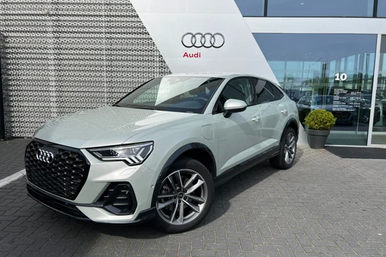 Audi Q3 Sportback 45 TFSI e 245 pk S-Tronic Advanced edition | Navigatie | Sportstoelen | Elek. verstelbare voorstoelen | Geheugenfuncti