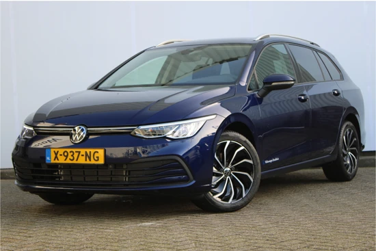 Volkswagen Golf Variant 1.0 TSI 110PK Life Business | 17'' LMV | Camera | ACC | Velours Bekleding | App-Connect | Stoelverwarming