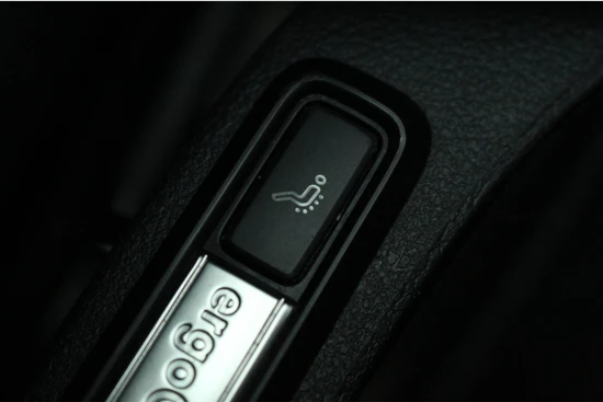 Volkswagen Passat Variant 1.4 TSI DSG Highline | Virtual Cockpit | Adaptive | Alcantara | Navi | Camera | Massage