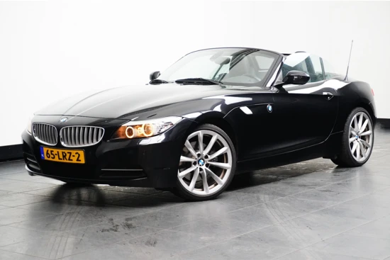 BMW Z4 Roadster sDrive30i Executive 6-CIL. | 258PK | Leder | 19"LMV | Stoelverw. | Xenon | PDC Binnenkort B