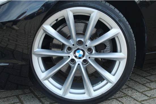 BMW Z4 Roadster sDrive30i Executive 6-CIL. | 258PK | Leder | 19"LMV | Stoelverw. | Xenon | PDC