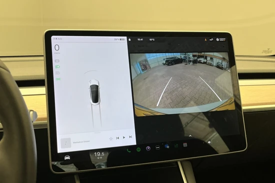 Tesla Model 3 Standard RWD Plus 60 kWh | Panoramadak | Camera | Autopilot | Clima | Cruise | Carplay | Lichtmetaal |