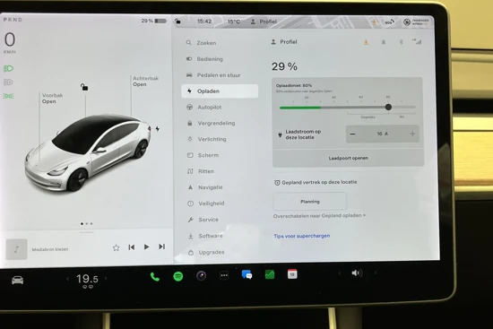 Tesla Model 3 Standard RWD Plus 60 kWh | Panoramadak | Camera | Autopilot | Clima | Cruise | Carplay | Lichtmetaal |