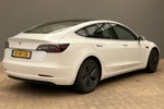 Tesla Model 3 Standard RWD Plus 60 kWh | Panoramadak | Camera | Autopilot | Clima | Cruise | Carplay | Lichtmetaal |