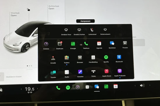 Tesla Model 3 Standard RWD Plus 60 kWh | Panoramadak | Camera | Autopilot | Clima | Cruise | Carplay | Lichtmetaal |