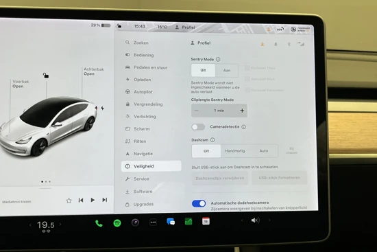 Tesla Model 3 Standard RWD Plus 60 kWh | Panoramadak | Camera | Autopilot | Clima | Cruise | Carplay | Lichtmetaal |