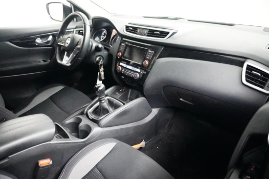 Nissan QASHQAI 1.3 DIG-T Edition | Camera | Navigatie | 16'' Lichtmetaal | Parkeersensoren | Bluetooth | Cruise |