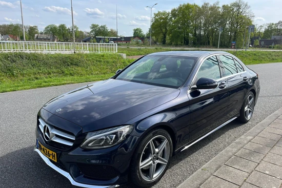 Mercedes-Benz C-Klasse 180 Premium AMG | 1e eig | NL auto | Unieke km. stand | Trekhaak | Leer